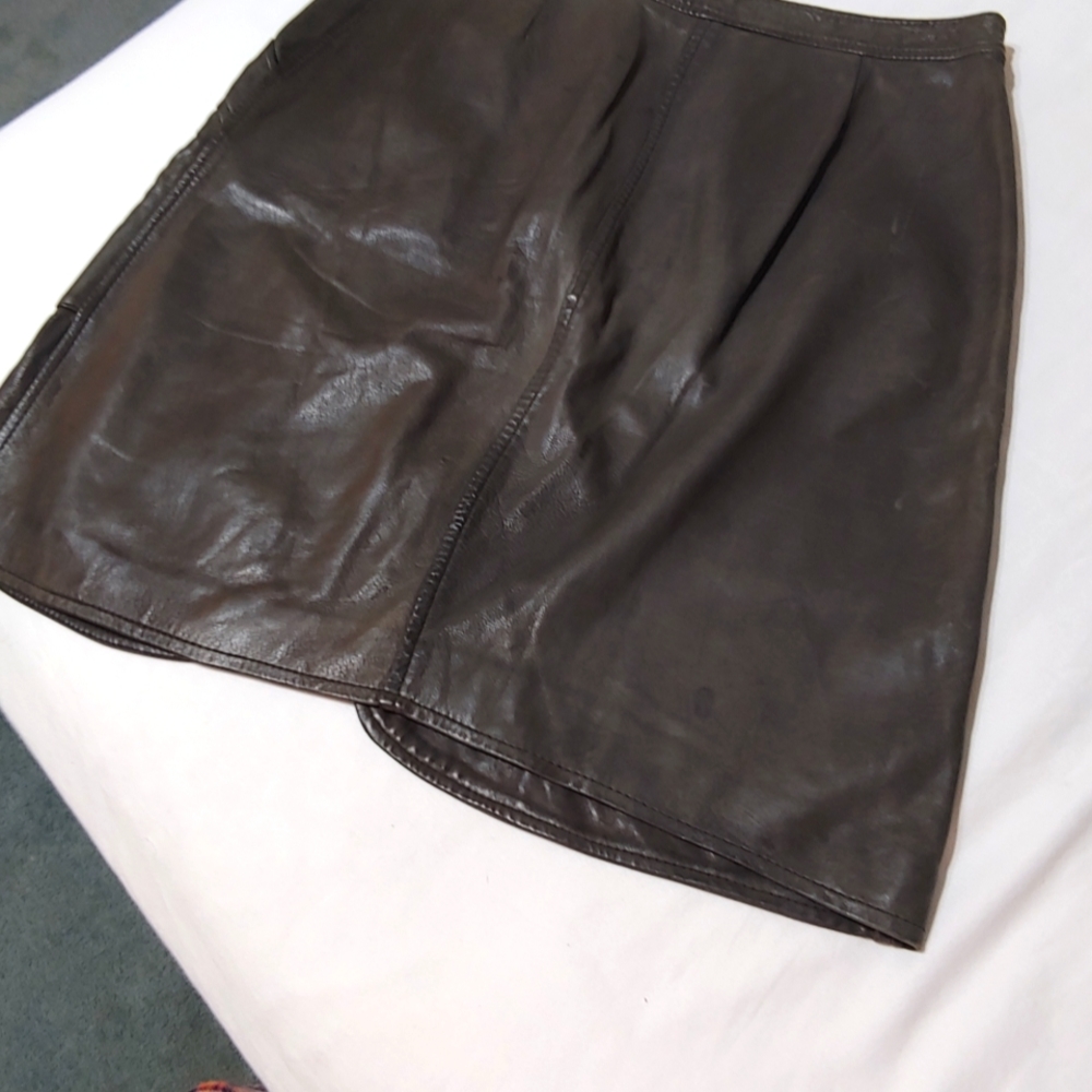 Women's Custom Designed Dark Green Leather Pencil Skirt - Picture 9 of 10